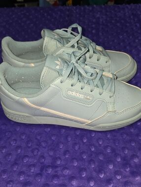 adidas Youths Light Blue Low-Top Sneakers
